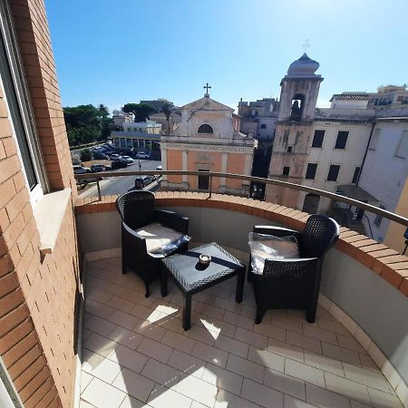 Guest House Tra Cielo E Mare Nettuno Exterior photo